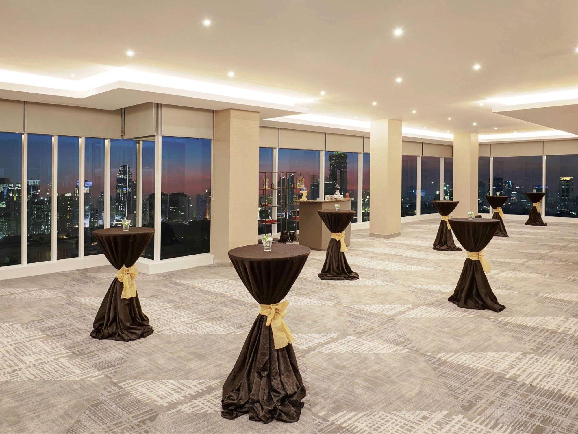 Novotel Jakarta Cikini Exteriér fotografie